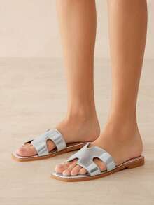 SHUZIA Giày sandal đế bệt hở mũi trơn màu thời trang và đa năng dành cho nữ - Bạc - Xem 4