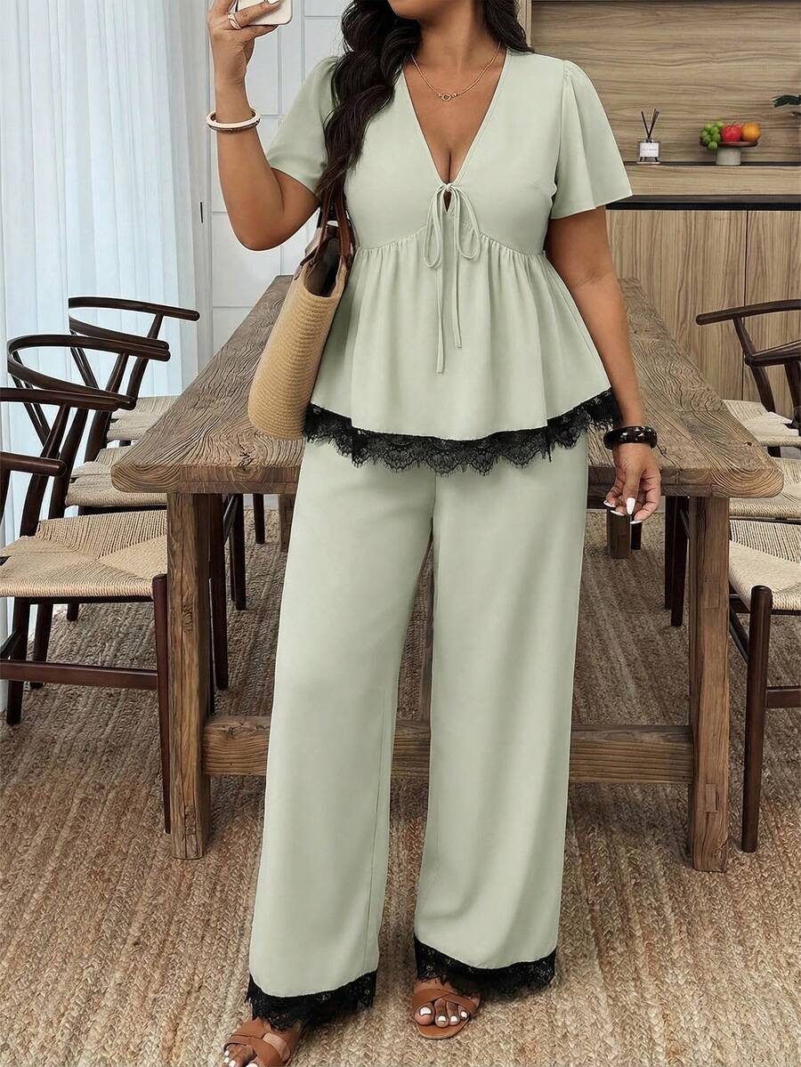 Weeklong Casual semesteroutfit för kvinnor i plus size, vår/sommar, set med topp och byxor i kontrastfärg med volang och patchwork - Mint Grön - Visa 1