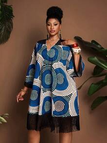 Maweii Plus Size Geometric Retro Print Contrast Color Tassel Loose Casual V-Neck Batwing Sleeve Dress - Blue and White - View 3