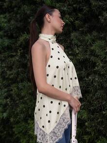 Andrea Bello 春夏純白色性感極簡優雅掛脖露背波點蕾絲飾邊拼接緞面感細肩帶上衣度假風 - 白色 - 查看 5