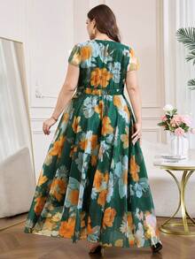SHEIN Clasi Đầm cỡ lớn in hoa, tay ngắn, kiểu vạt chéo, eo nhún. - màu xanh lá - Xem 8
