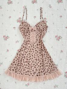 Flirla Gaun Mini Wanita Motif Leopard Musim Gugur dengan Tali Bahu Tipis dan Renda Jala, Cocok untuk Acara Malam, Motif Leopard Merah yang Imut - Baby Pink - View 6