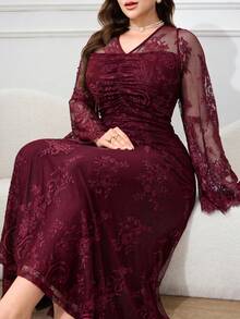 Modelyn 大码女式V领荷叶边蕾丝长袖优雅连衣裙 - 酒紅色 - 查看 1