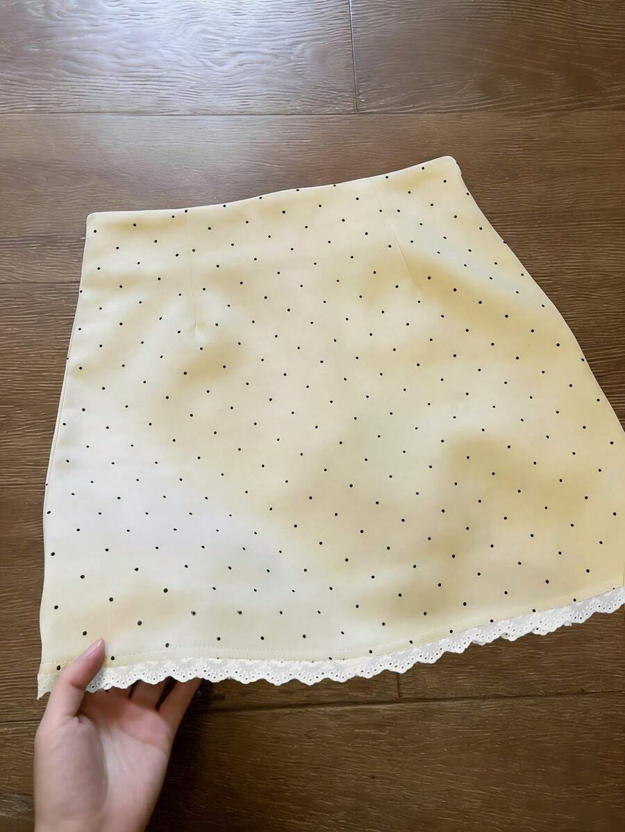 GlowEve 女款時尚法式圓點印花蕾絲拼接迷你裙 - 黃色 - 查看 1