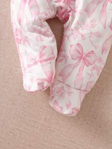SHEIN Baby Girl Light Pink Floral Bow Romper Cute Autumn Newborn Soft Knit Infant Footed Jumpsuit With Matching Headband 2-Piece Set Family Matching Outfit - Pink - View 8
