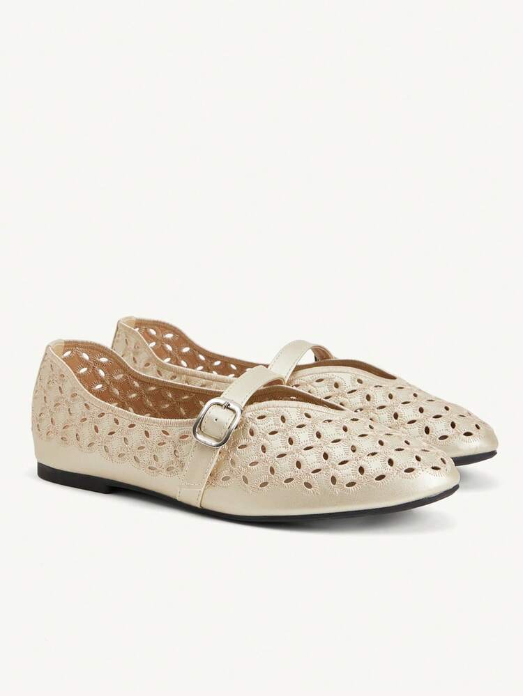 CUCCOO CHICEST Women's Hollow Embroidery, Buckle, Comfortable Flat Shoes