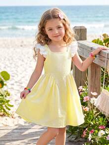 Emery Rose Kids Emery Rose Kids Gaun Rajut Anak Perempuan Motif Garis-garis Blok Warna dengan Kerah Persegi dan Hem Bergelombang - Kuning - View 5