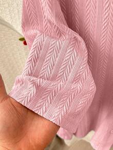 Lacomfia Kaos Wanita Ukuran Besar Minimalis Serbaguna dengan Kerah Jacquard Bertekstur Lengan Pendek Berukuran Plus - Berwarna merah muda - View 7