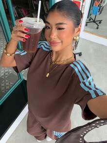 Muchica Bộ đồ nữ phối màu tay lửng và quần dài, thích hợp mặc hàng ngày. - Màu nâu Sô-cô-la - Xem 4