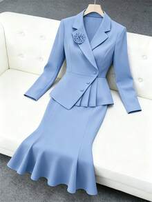 Modelyn 大码纯色立领长袖优雅褶皱花卉装饰时尚套装 - 霧霾藍 - 查看 4