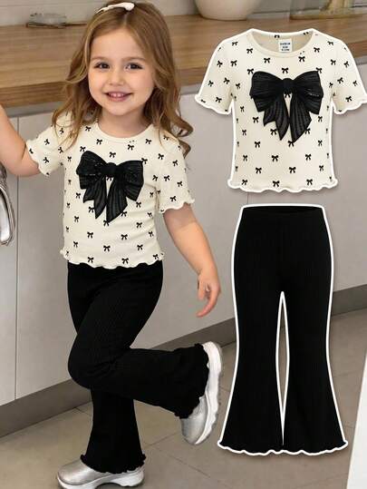 SHEIN Bộ 2 món áo thun cổ tròn dệt kim có nơ và quần ống loe cho bé gái.