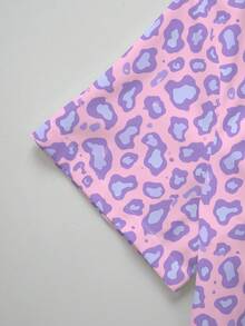 PopScrub Purple Leopard Print Nurse Scrub Uniform Top, V-Neck Short Sleeve Design With Pockets And Side Slits, Fashionable Spring/Summer Work Wear, Cute Scrub Top, Nursing Scrub Uniform - White - View 4
