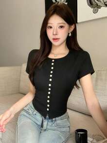 Livesso 春夏黑色情人節婚禮宴會修身優雅通勤辣妹底層短版短袖女款T恤短上衣 - 黑色 - 查看 11