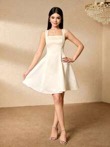 SHEIN 杏色細肩帶A字緞面洋裝，適合青少年女孩，優雅高品質質感，適用於度假、畢業、返校、婚禮季、舞會及正式場合 - 香檳色 - 查看 7