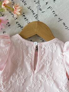 SHEIN Bộ đồ mùa hè dễ thương cho bé gái, gồm váy và mũ beret kẻ caro in hoa cúc màu xanh dương, kiểu dáng thời trang, phù hợp cho bé mặc đi chơi hàng ngày. - Hồng - Xem 7