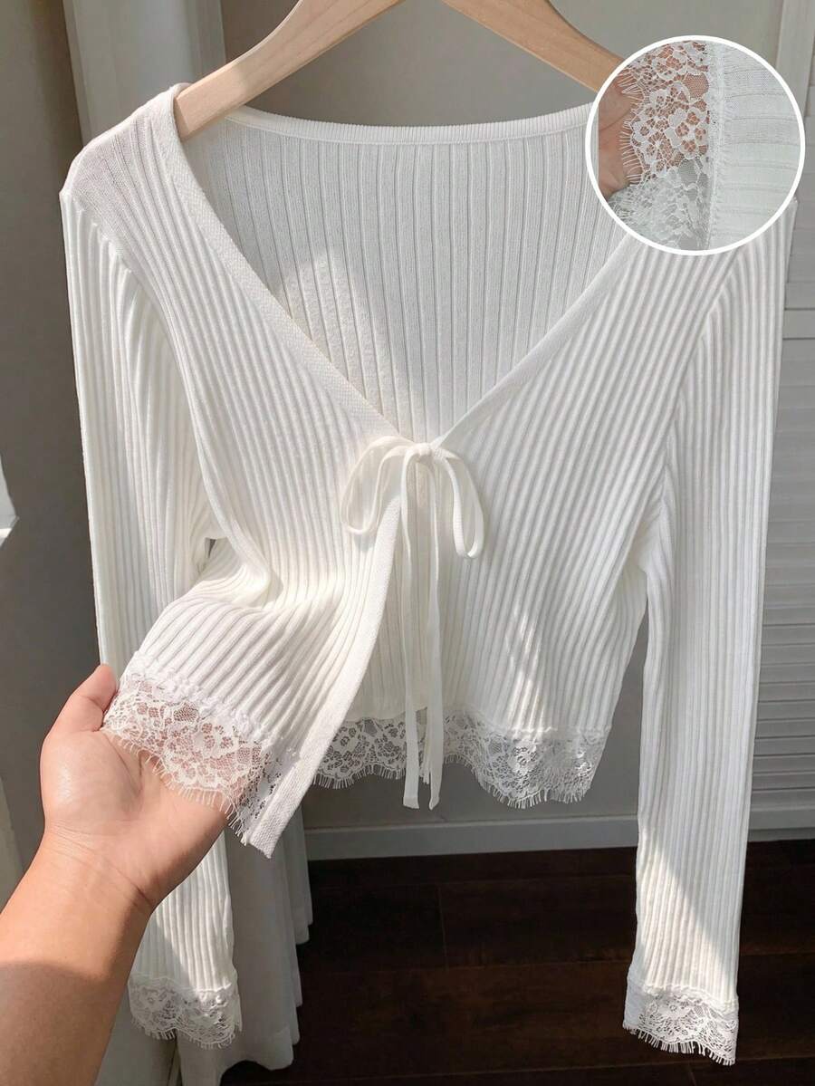 SHEIN EZwear 女士休闲度假通勤撞色蕾丝系带露脐上衣，简约纯色，适合春秋季穿着