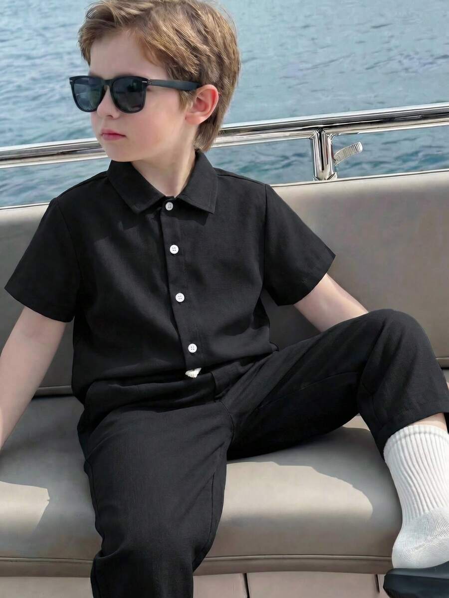 SHEIN 2 件套 男童纯色领短袖上衣和修身长裤 - 黑色 - 查看 1