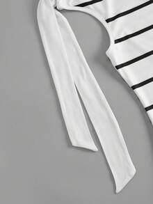 GlowEve CURVE Femmes grande taille Top d'été décontracté en tricot rayé avec nœud à l'épaule asymétrique, convient pour un port quotidien - Noir et Blanc - Voir 5
