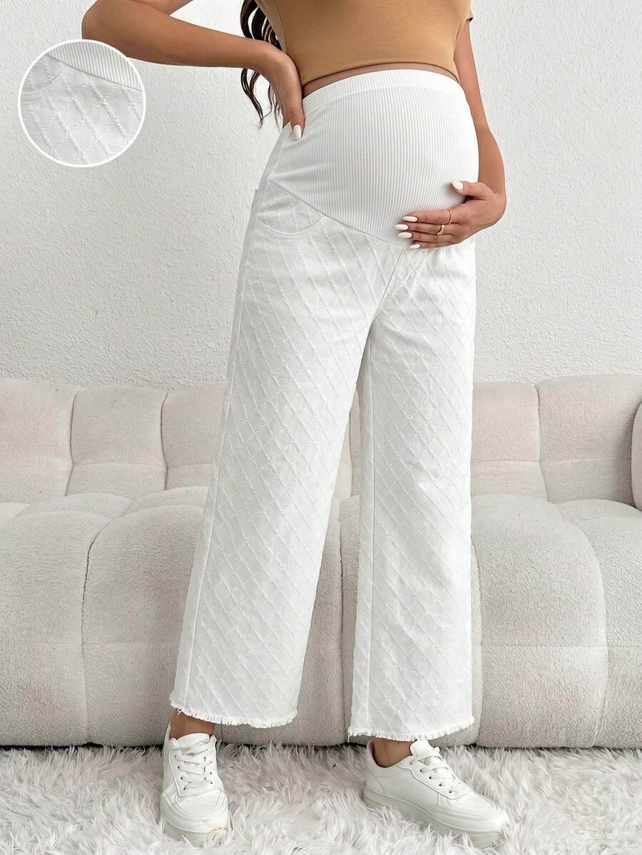 SHEIN Quần jean bầu trắng dáng rộng 7/8, có cạp chun, họa tiết chắp vá, thích hợp mặc đi làm, đi nghỉ mát, tốt nghiệp, phong cách Y2K, dễ thương, thời trang đường phố, quyến rũ, dự tiệc, đám cưới, thanh lịch, công sở, đi biển, tốt nghiệp, thời trang bà bầu, màu trắng, họa tiết hình thoi, chần bông, dệt kim, có tua rua ở gấu quần. - trắng - Xem 1