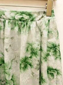 Qadelle Falda de línea A versátil y elegante con diseño floral calado, nueva llegada del verano 2026 - Verde - Ver 3