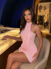Glamine 性感褶皱前系领紧身迷你连衣裙，适合约会，可搭配西装外套/开衫打造职场造型，百搭场合穿着 - 粉色 - 查看 6
