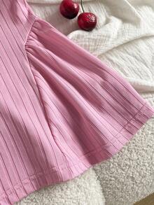 SHEIN Playful Pals 女嬰幼童深藍色運動休閒洋裝 針織拼接梭織面料不對稱拼接撞色設計 適合夏季玩耍日常度假穿著 甜美可愛風 - 粉色 - 查看 6