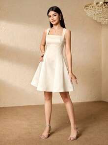 SHEIN 杏色細肩帶A字緞面洋裝，適合青少年女孩，優雅高品質質感，適用於度假、畢業、返校、婚禮季、舞會及正式場合 - 香檳色 - 查看 4