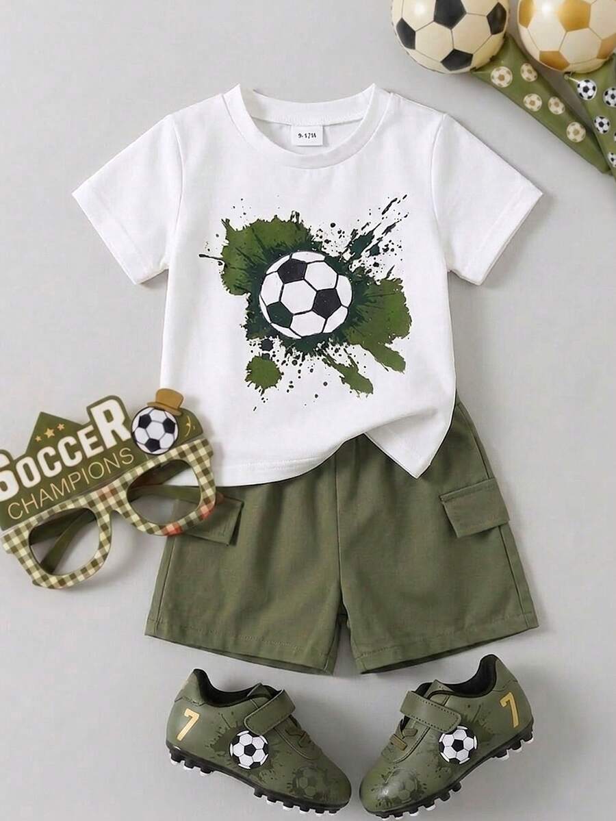 SHEIN Playful Pals 2件組 嬰幼兒男童夏季套裝 白色圖案圓領短袖上衣與素色短褲 休閒海灘套裝 適合戶外活動 - 綠色 - 查看 1