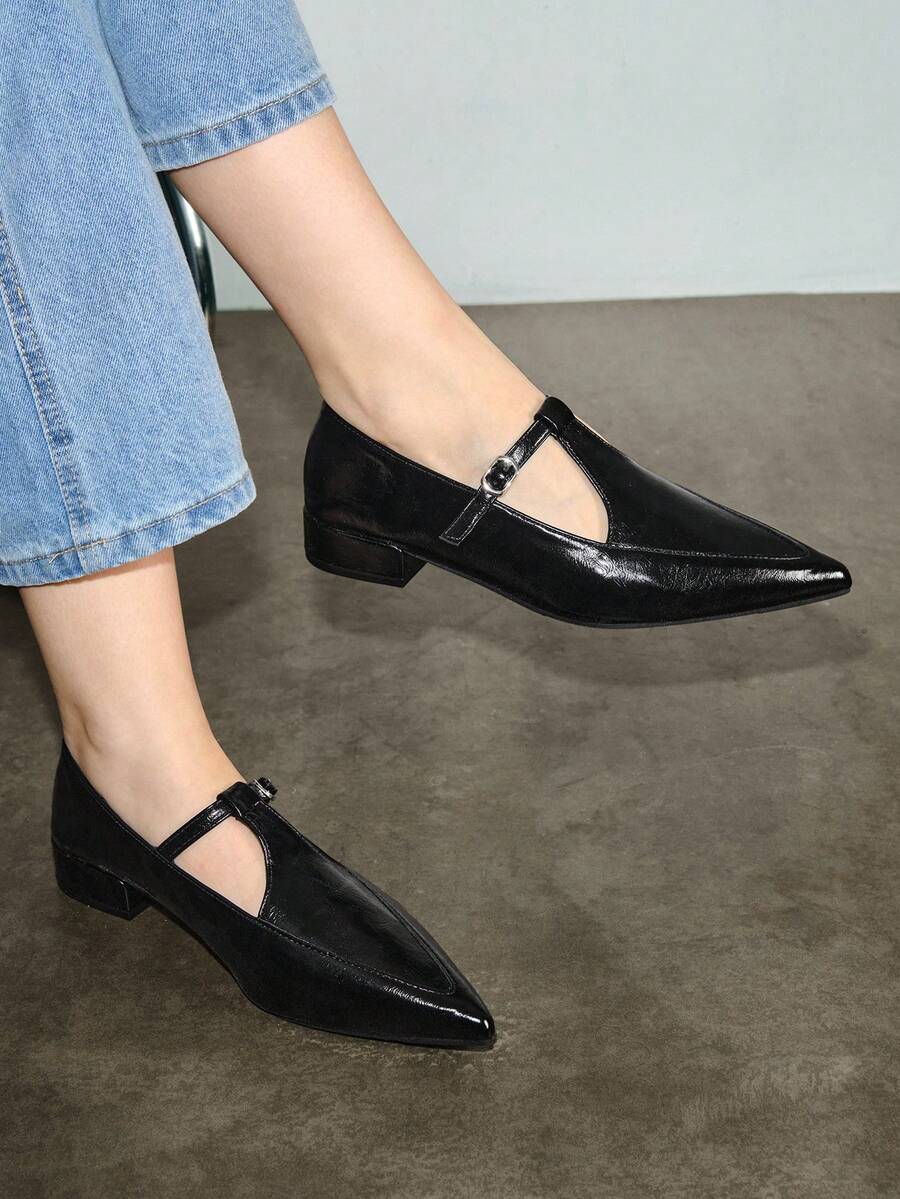 Bholvia 2025 Autumn New Women's Fashionable Korean Style Color Block Pointed Toe Flat Shoes Low-Cut Shoes - Black - View 1