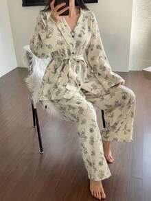 DAZY Conjunto de pijama de mujer con 2 piezas, estampado de dibujo lineal floral, tela de gasa texturizada y decoración de botones de contraste - Blanco - Ver 8