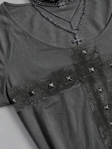 EgrlEra Women's Retro Dark Punk Style Rivet Decor Graphic Print T-Shirt - Light Grey - View 4
