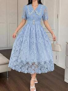 DAZY Vestido midi feminino de manga curta em tule bordado, ideal para o verão. - Azul - Ver 4
