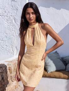 Nöista Halter Neck Mini Dress In A Geometric Light Yellow Print, With Keyhole Neckline, Buttons On Back Neck.Perfect For Summer Nights, Cocktail Parties - Yellow - View 2