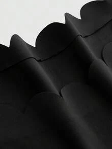 SHEIN Cheerettes 女士纯色弧形下摆长袖T恤和短裤运动套装 - 黑色 - 查看 5