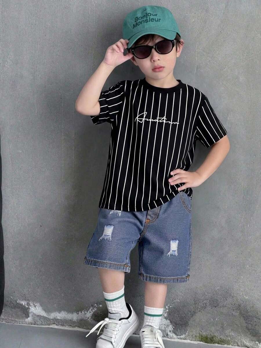 SHEIN Little Byeori 两件套儿童男童休闲百搭舒适印花圆领宽松短袖T恤和牛仔宽松短裤套装 - 彩色 - 查看 1