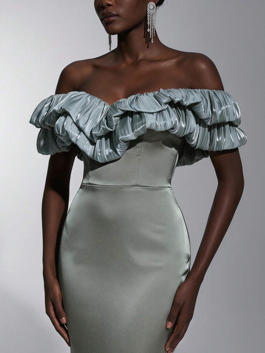 Elitara Elegant Minimalist Classical Design Woven Off-Shoulder Romantic Pleated Double-Layer Mermaid Hem Formal Evening Gown - Green - View 1