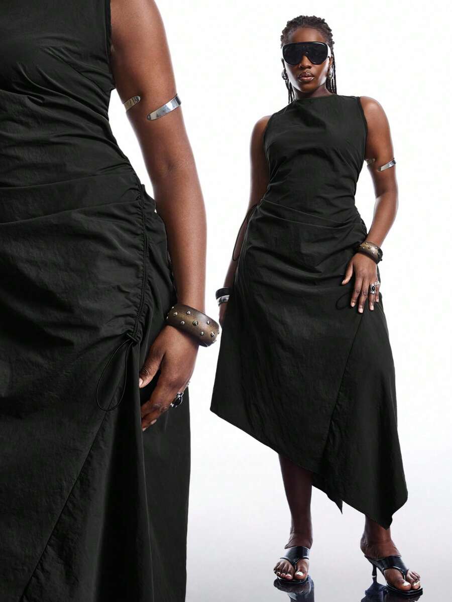 SHEIN EZwear Plus Size Solid Color Minimalist Sleeveless Dress, Casual Everyday Wear - Black - View 1