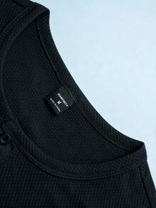 Manfinity Homme Solid Color Half-Zip Round Neck Short Sleeve T-Shirt And Shorts Casual Set - Black - View 5