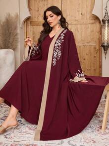 Al Najma Plus Size Women Embroidered Pattern Long Sleeve Abaya - Burgundy - View 6