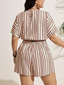 SHEIN LUNE 大码女式条纹圆领上衣和短裤休闲日常穿搭 - 彩色 - 查看 2