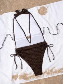 Swim SXY Bonvoyette-D 夏季纯色棕色提花面料深V领系带露背镂空褶皱金属装饰复古性感沙滩派对温泉泳衣连体泳衣 - 棕色 - 查看 2