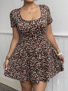 Muchica Plus Size Ditsy Floral Square Neck Short Sleeve Jumpsuit, Summer - Multicolor - View 8