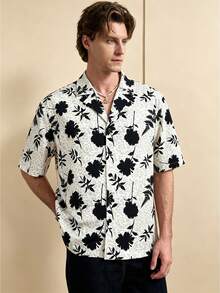 Airaco Men's Printed V-Neck Short Sleeve Shirt - Black and White - View 6