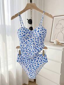 Resyla Women's Spaghetti Strap Floral All-Over Print Fitted Tankini Set, For Summer Beach Vacation - Multicolor - View 3
