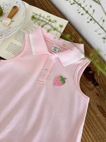 SHEIN Đầm không tay cho bé gái, dễ thương, cổ polo, xếp ly, họa tiết dâu tây 3D. - Hồng - Xem 7