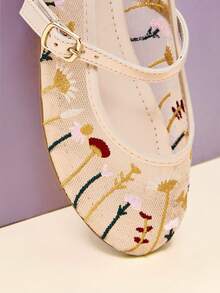 Mini mi Girl's Floral Embroidery Buckle Design Fashion Loafers - Apricot - View 7