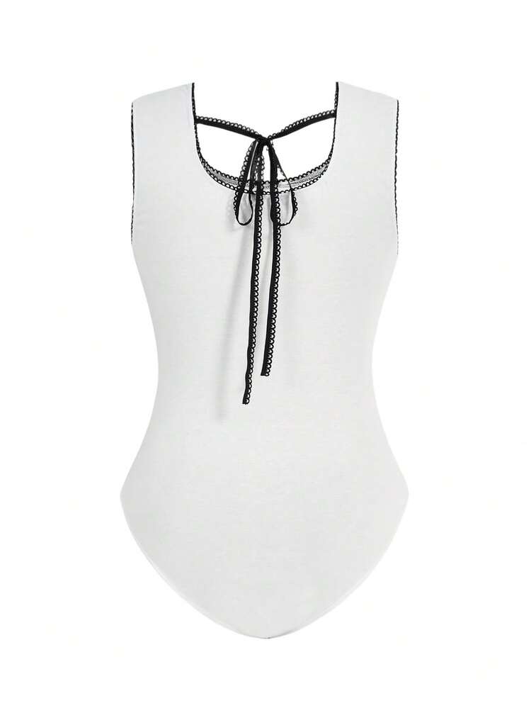 Plus Size Color Block Lace Trimmed Lace-Up Bodysuit