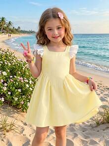 Emery Rose Kids Emery Rose Kids Gaun Rajut Anak Perempuan Motif Garis-garis Blok Warna dengan Kerah Persegi dan Hem Bergelombang - Kuning - View 6