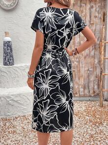 EMERY ROSE Women's Floral Print Casual Midi Dress For Party And Gathering - Black and White - View 2