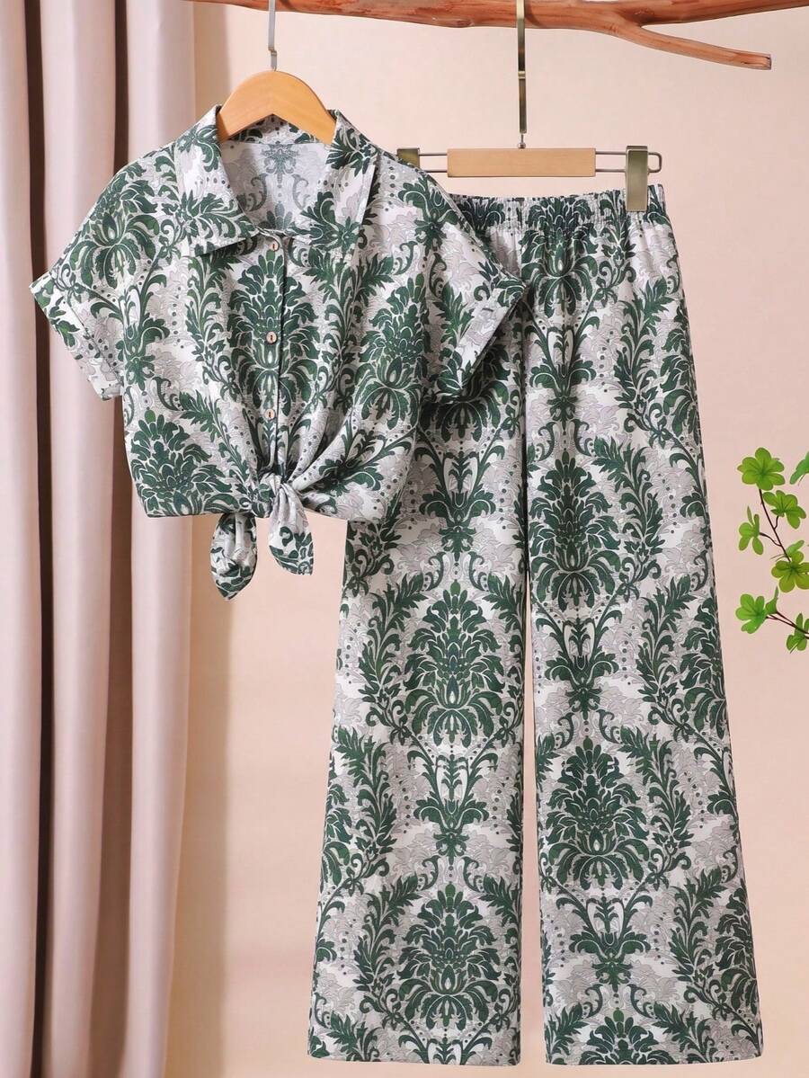 SHEIN Sparklyn 女童条纹纹理面料短袖衬衫和休闲裤两件套，女童舒适粉色条纹翻领纽扣上衣和蝴蝶结裤套装，适合日常穿着，春夏款 - 綠色 - 查看 1